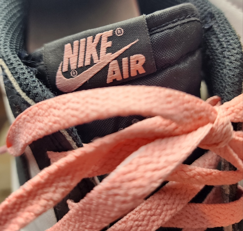 NIKE 11.5 Air Jordan 1 Retro Low OG 'Bleached Coral' CZ0790-061
